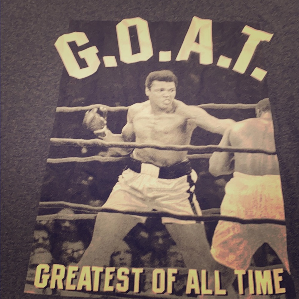 New never worn Ali